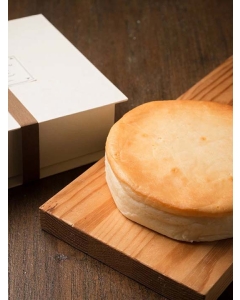 〈十勝野フロマージュ〉北海道中札内産 カマンベールチーズケーキ